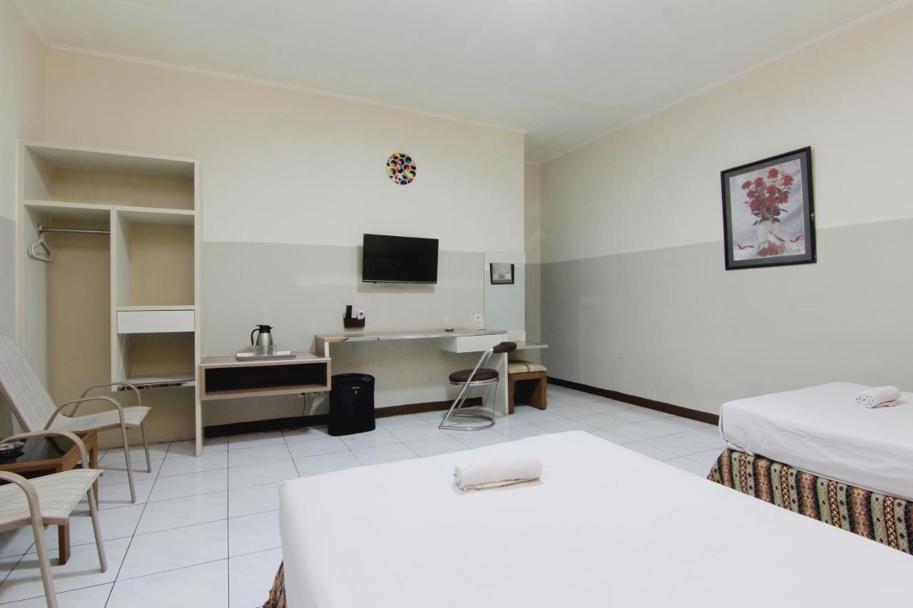 Hotel Palem Бандунг Екстериор снимка