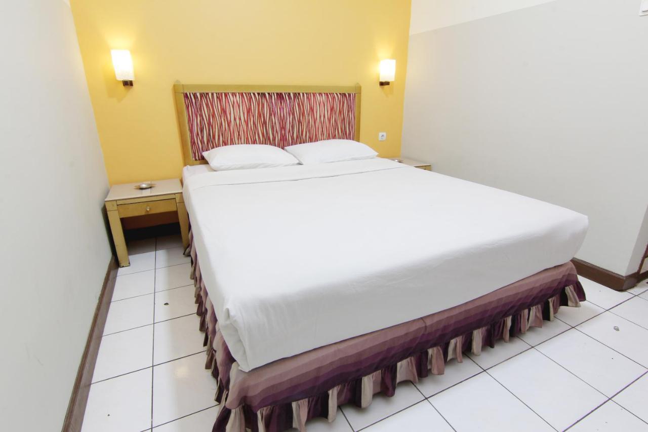 Hotel Palem Бандунг Екстериор снимка