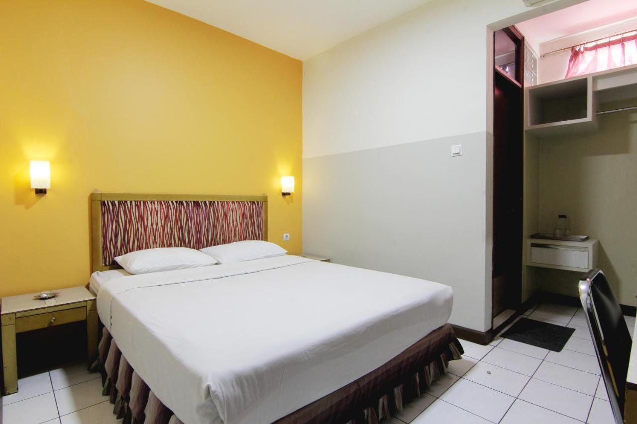 Hotel Palem Бандунг Екстериор снимка